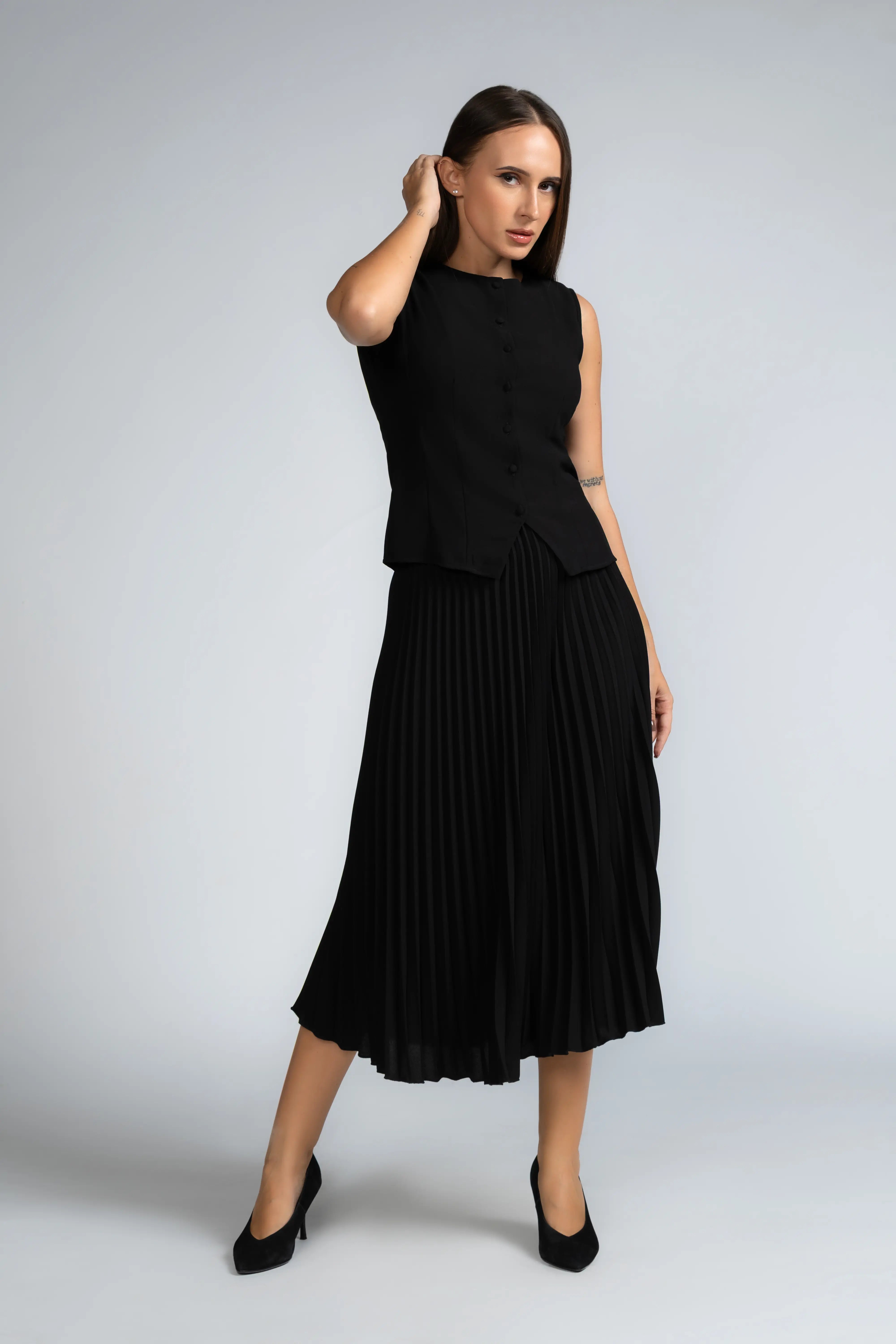SLEEVELESS BUTTON FRONT WORKWEAR TOP - 1715