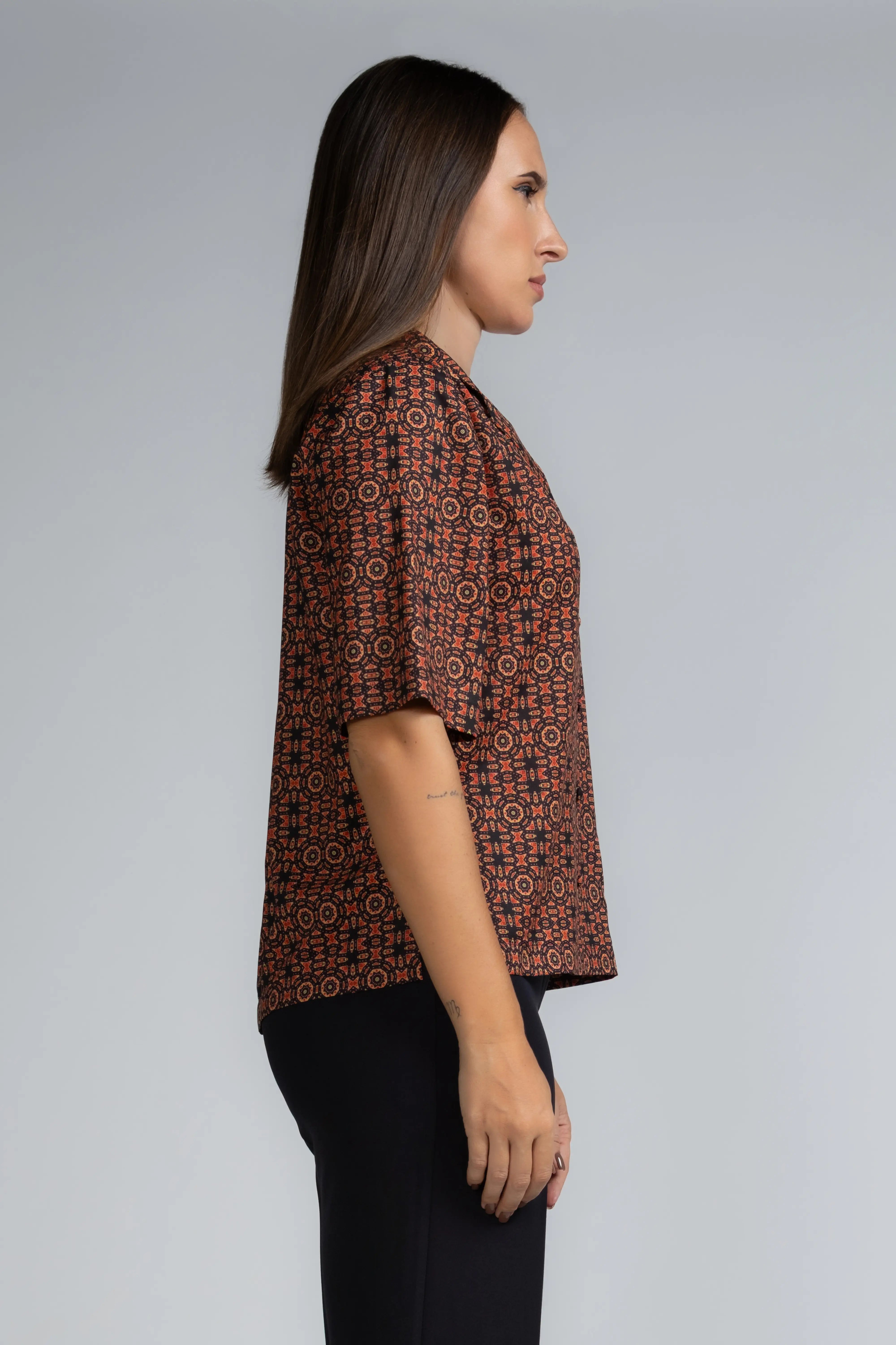 LAPEL COLLAR S/S PRINTED TOP - 1736