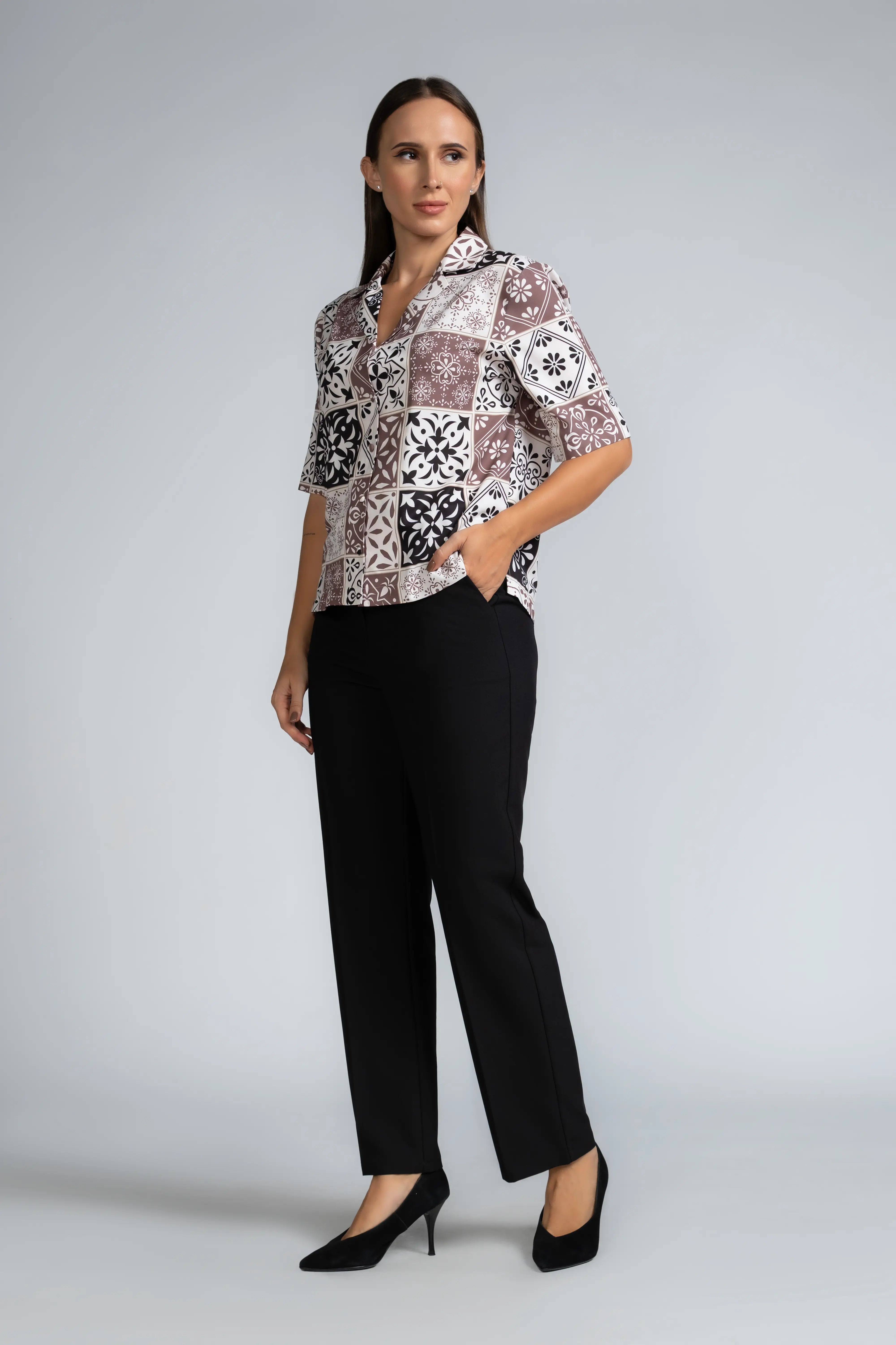 LAPEL COLLAR S/S PRINTED TOP - 1736
