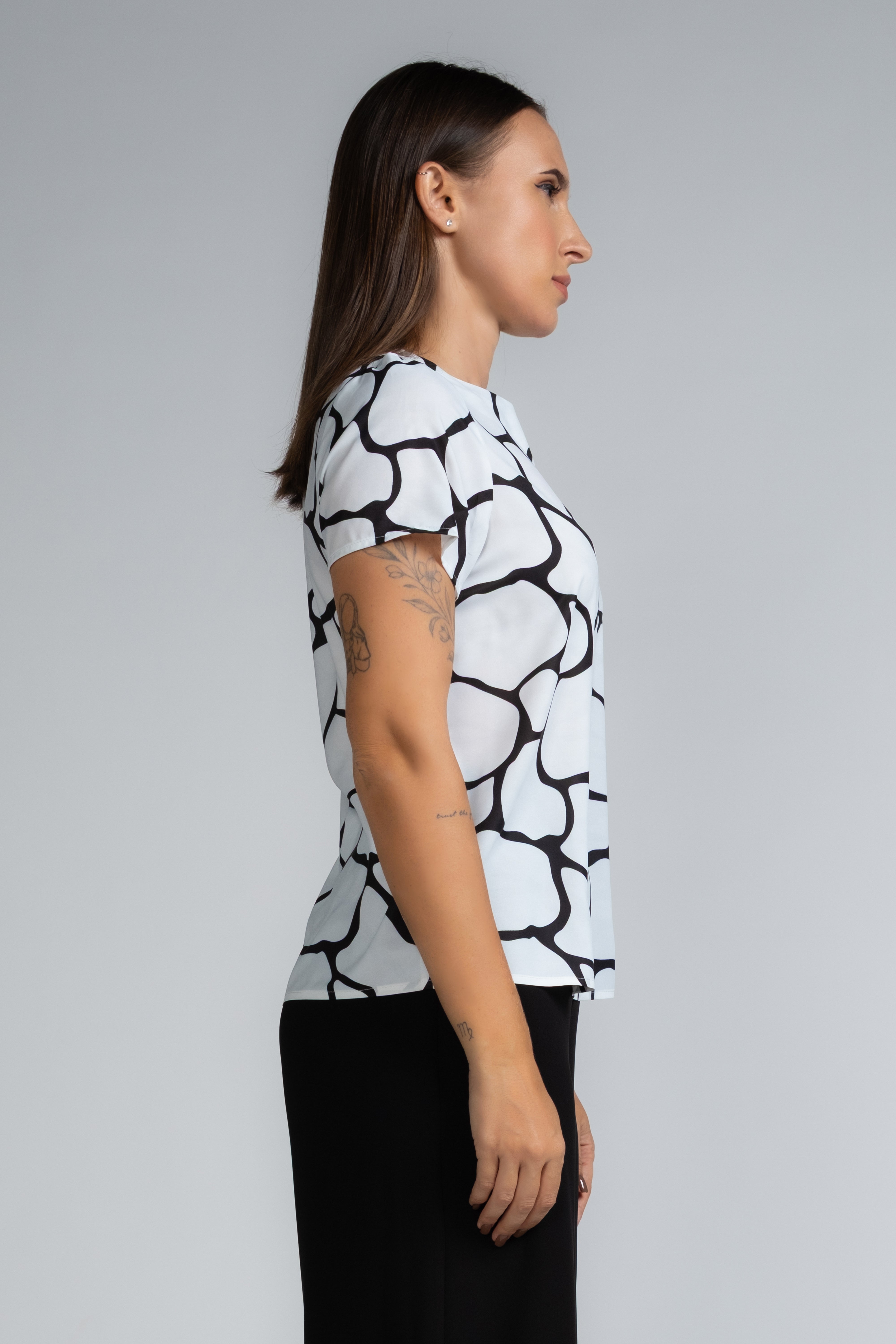 SHORT SLEEVE ROUND NECK TOP - 1660