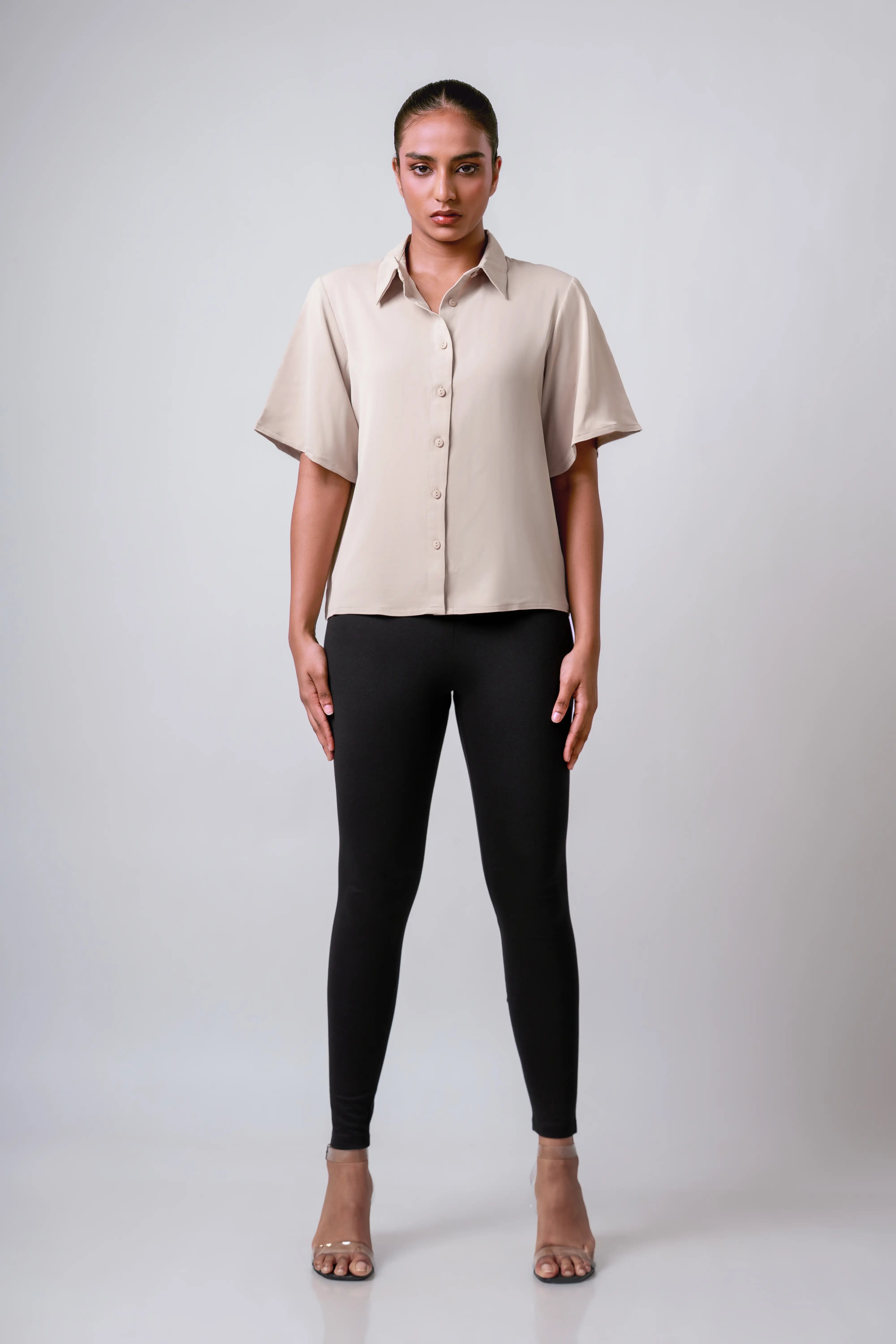 OVERSIZED BUTTON-DOWN SHORT SLEEVE SHIRT - 1639