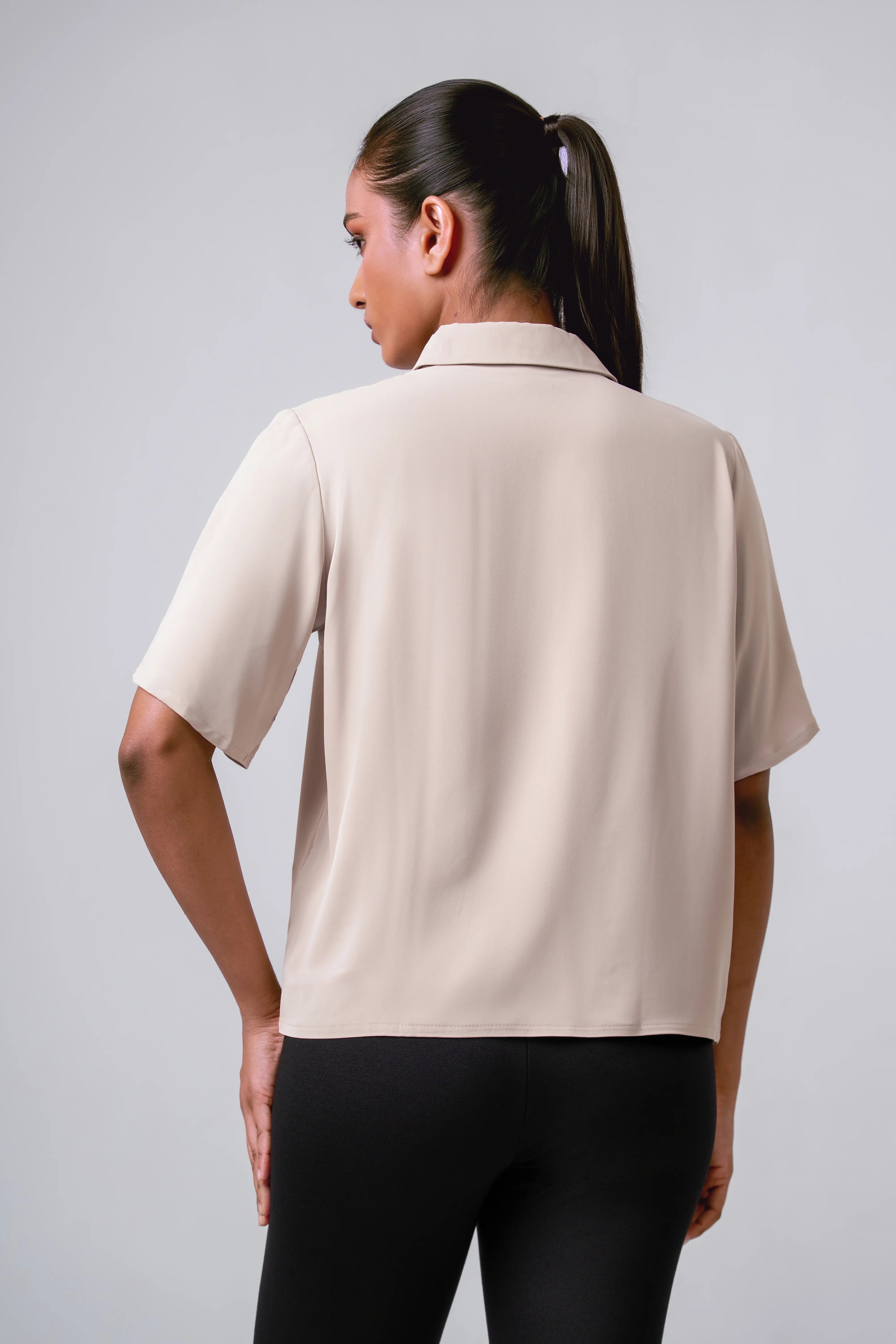 OVERSIZED BUTTON-DOWN SHORT SLEEVE SHIRT - 1639