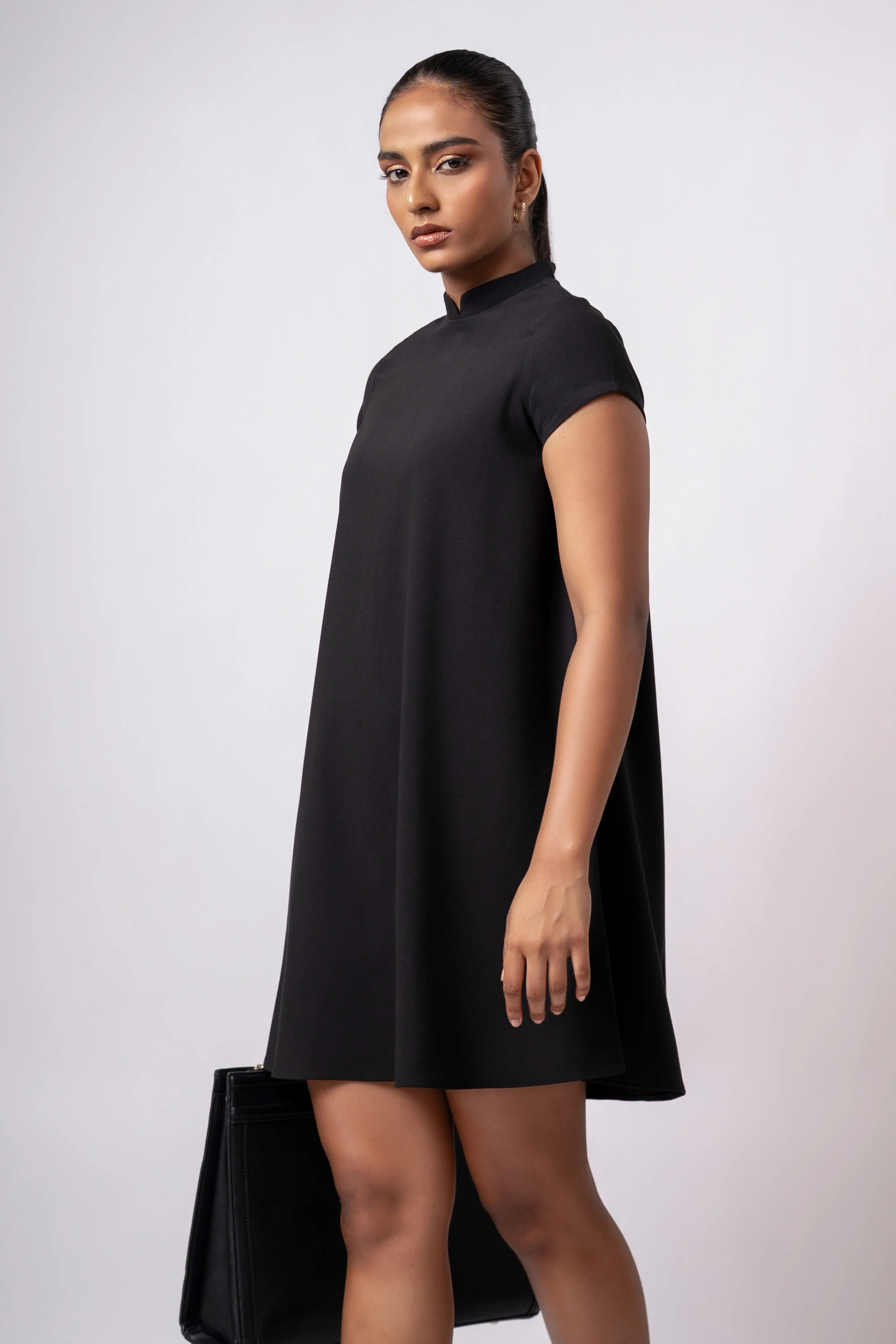 HIGH NECK SHORT SLEEVE SHIFT DRESS - 1664