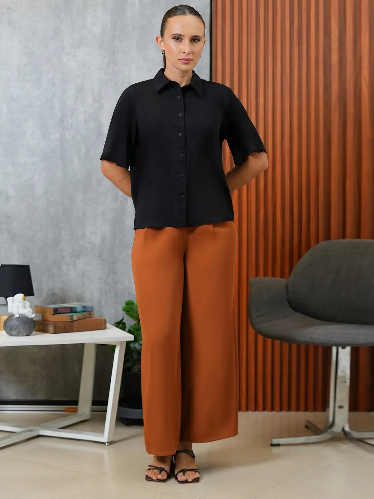 OVERSIZED BUTTON-DOWN SHORT SLEEVE SHIRT - 1639