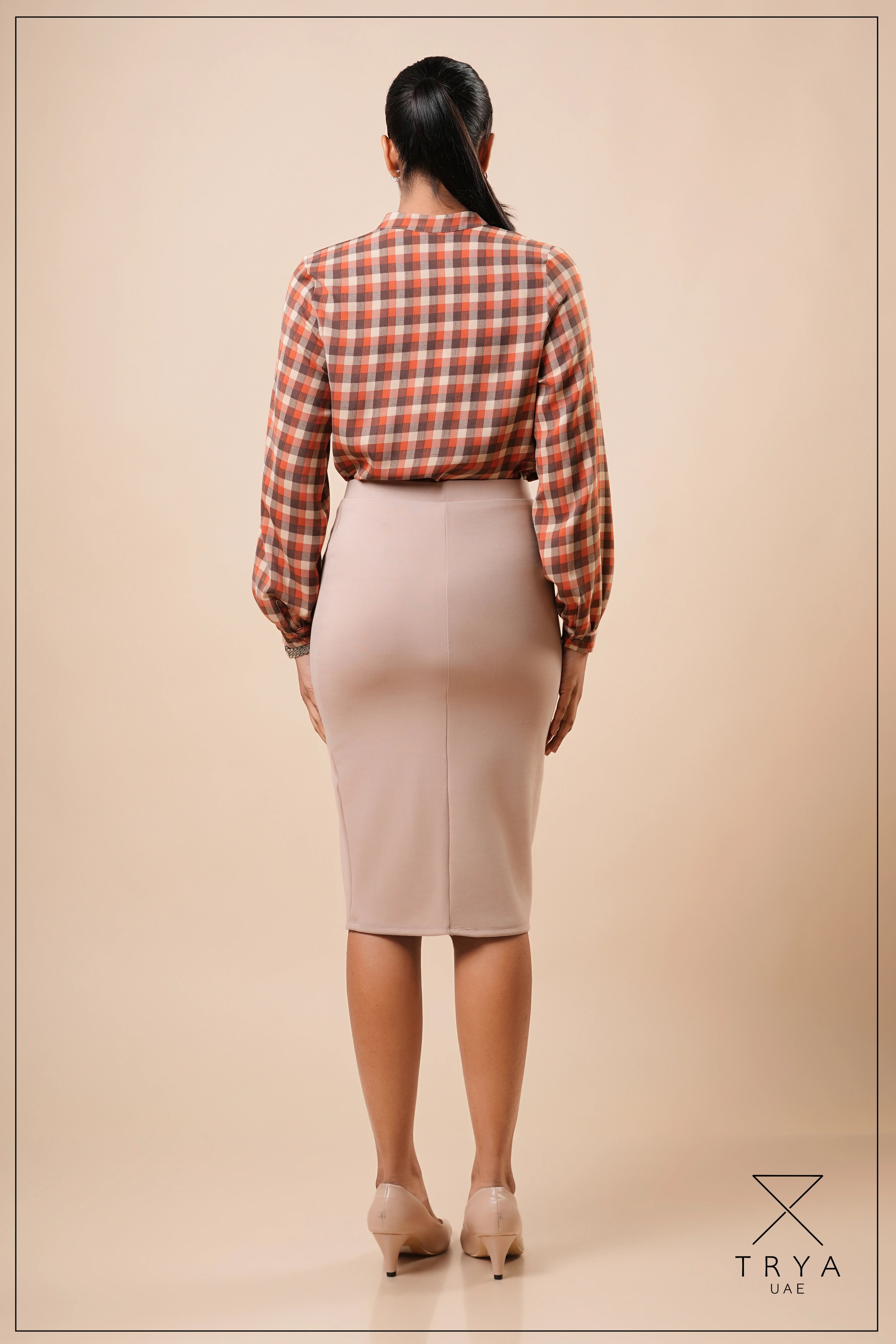 SPLIT V-NECK COLLAR BAND BLOUSE - 1773