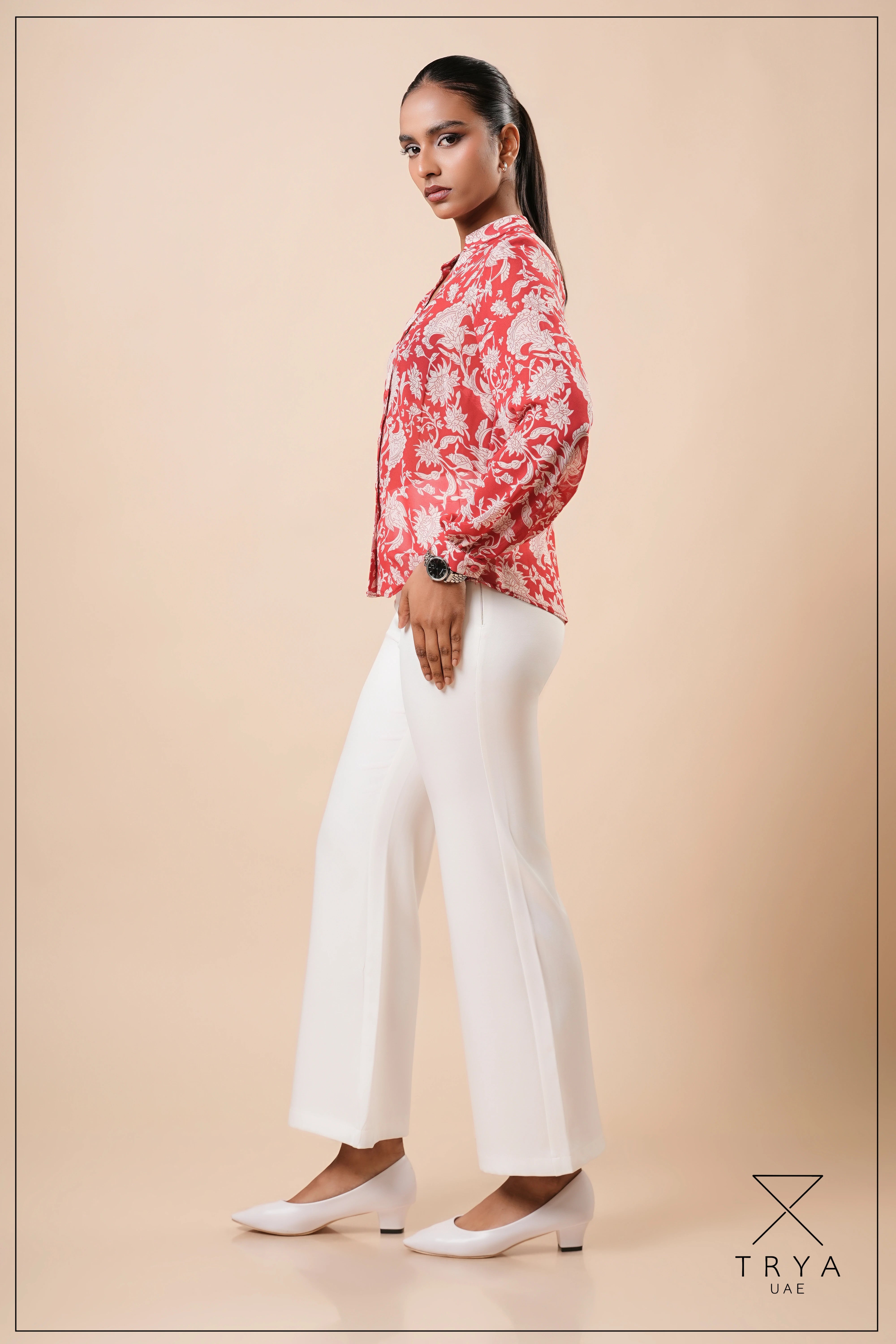 SPLIT V-NECK COLLAR BAND BLOUSE - 1773