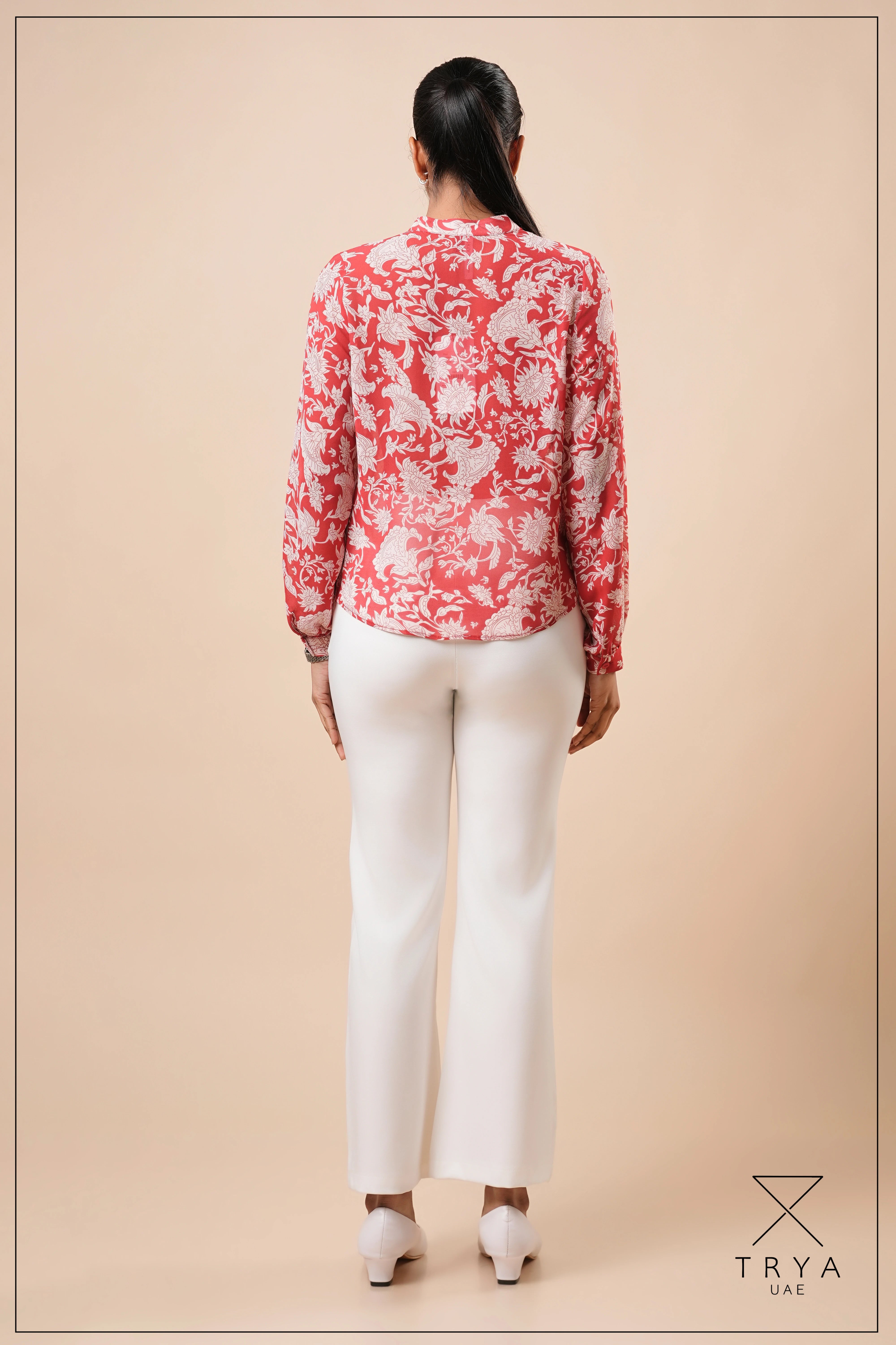 SPLIT V-NECK COLLAR BAND BLOUSE - 1773